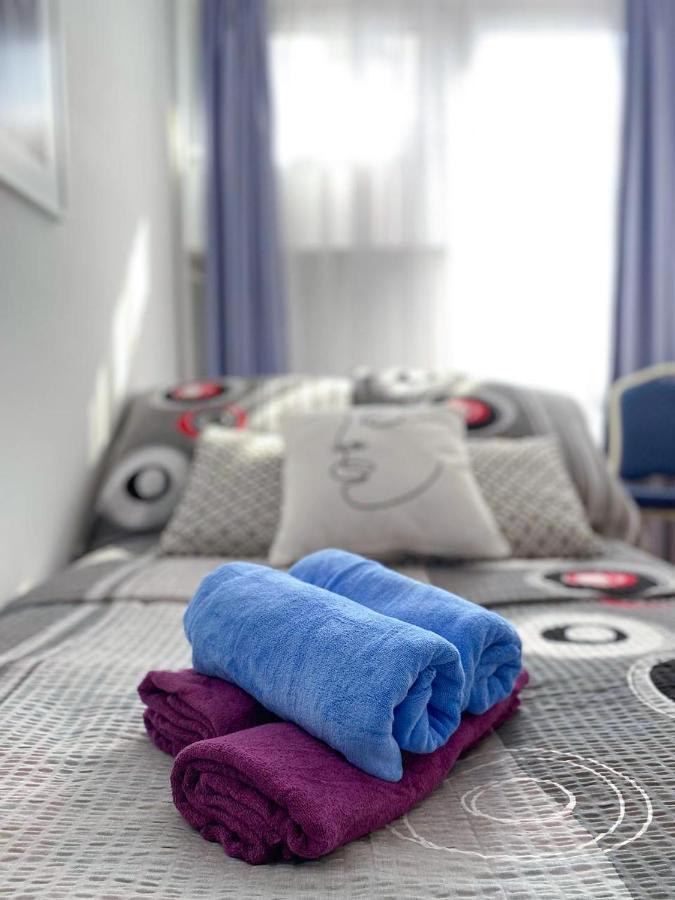 Room №3 Grzybowska 5 The Very Center Of Βαρσοβία Εξωτερικό φωτογραφία